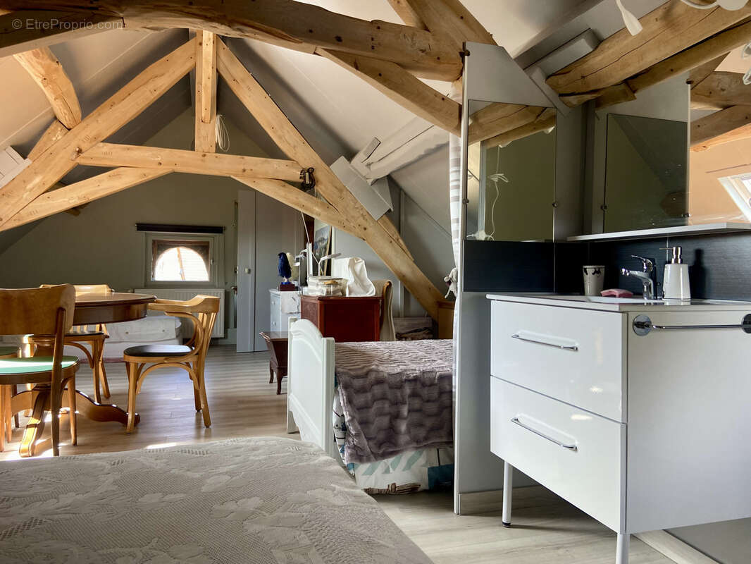 Maison à SAINT-BONNET-DE-ROCHEFORT