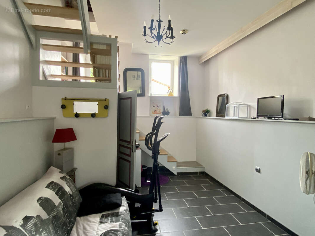 Maison à SAINT-BONNET-DE-ROCHEFORT