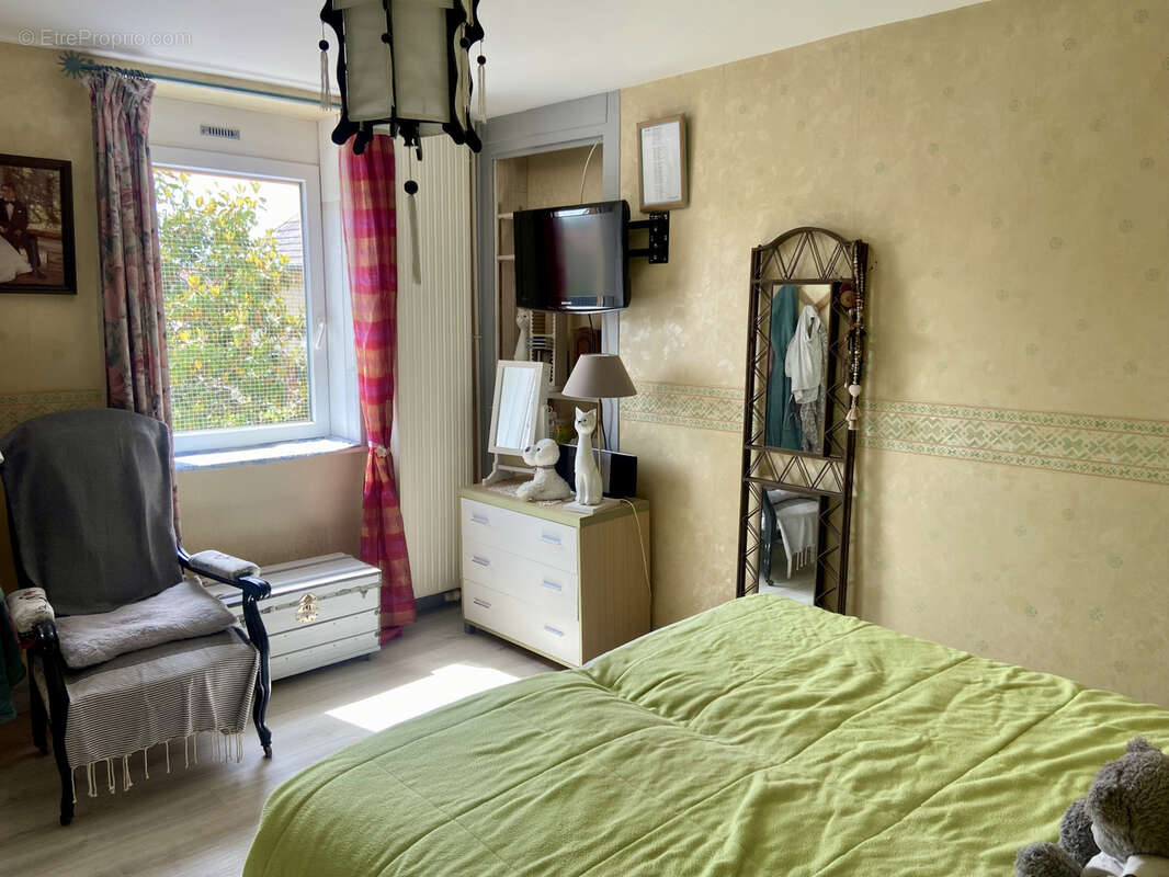 Maison à SAINT-BONNET-DE-ROCHEFORT