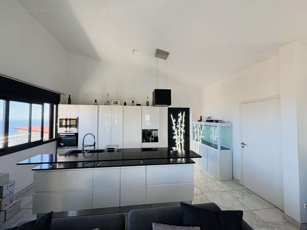 Maison à LA POSSESSION