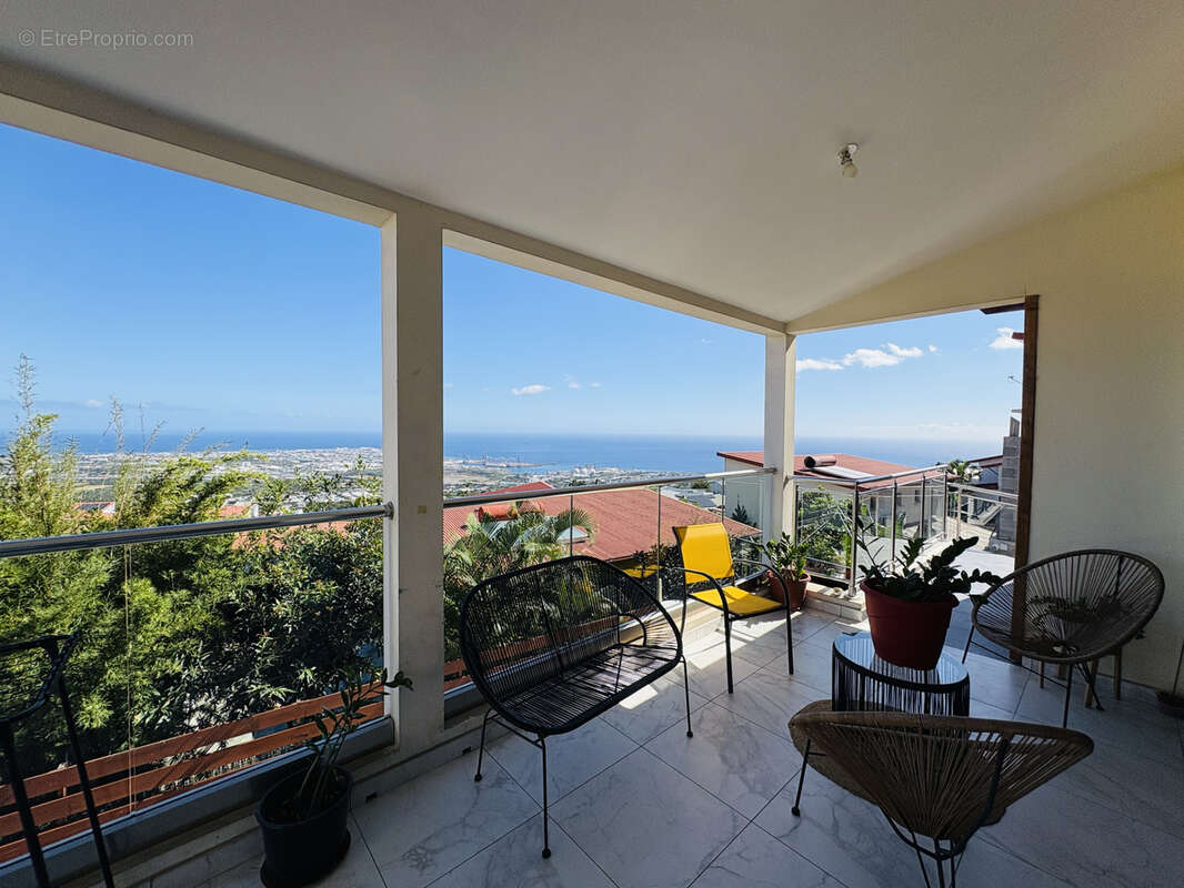 Maison à LA POSSESSION