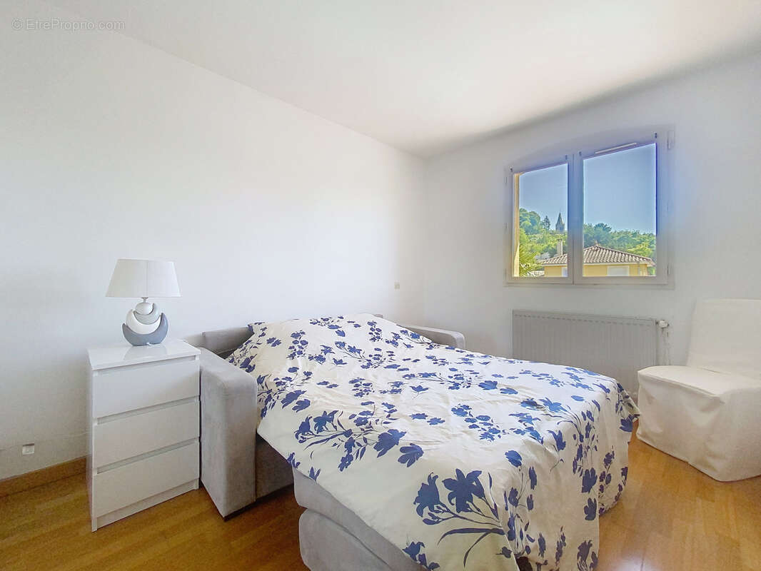 Maison à MONTMERLE-SUR-SAONE