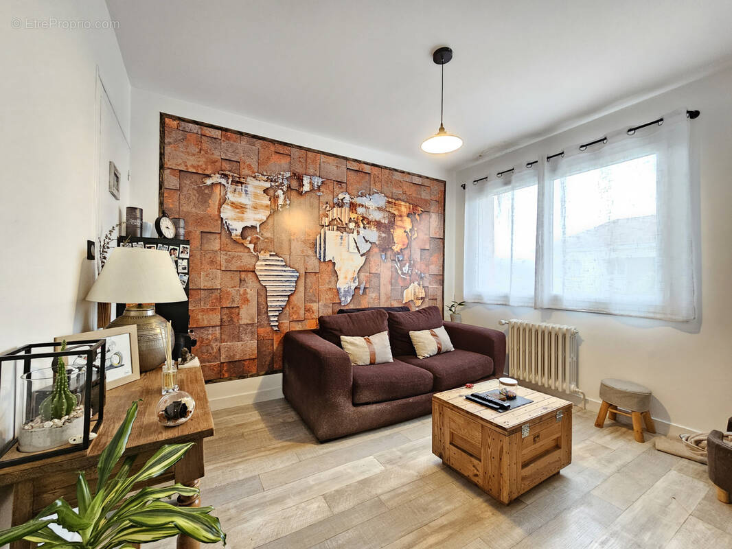 Maison à LES HERBIERS