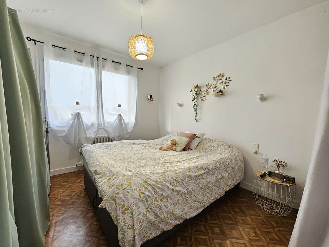 Maison à LES HERBIERS