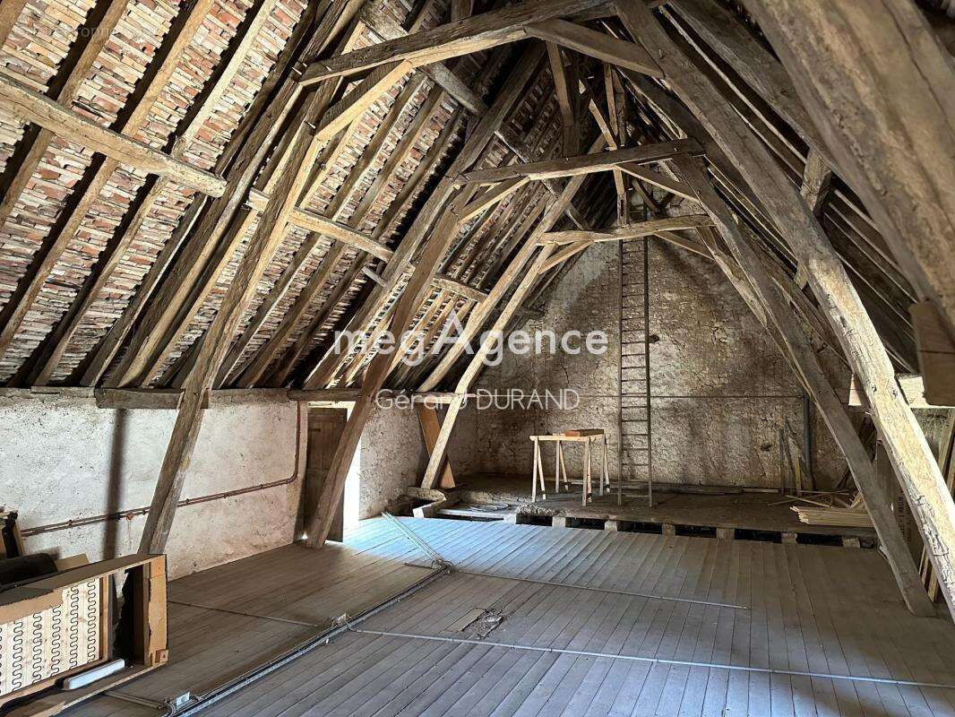 Appartement à ANGLES-SUR-L&#039;ANGLIN