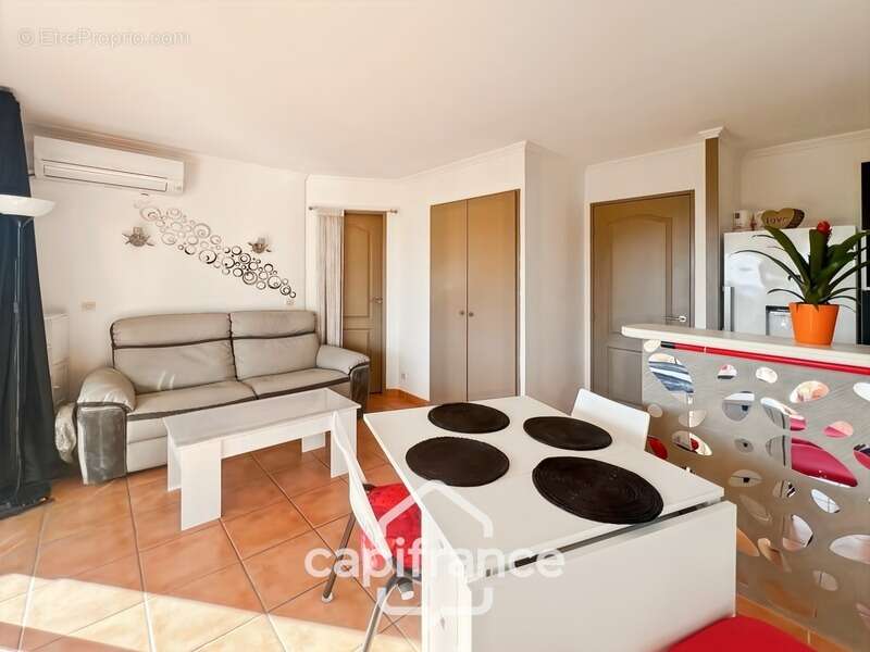 Appartement à MALLEMORT