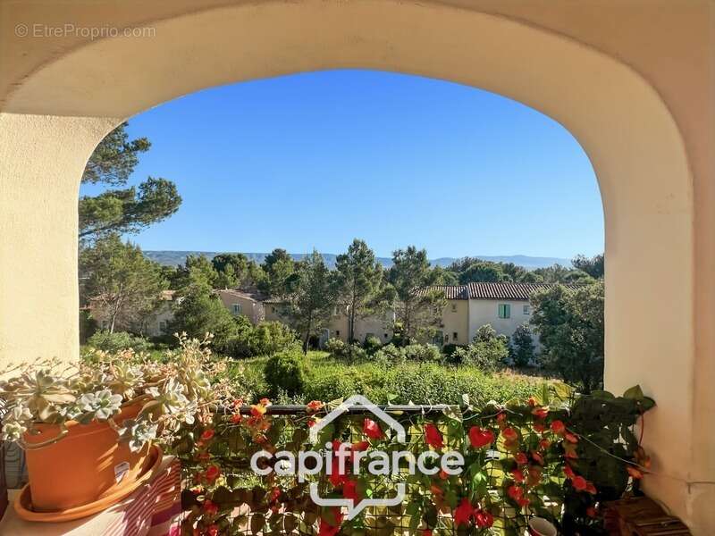 Appartement à MALLEMORT