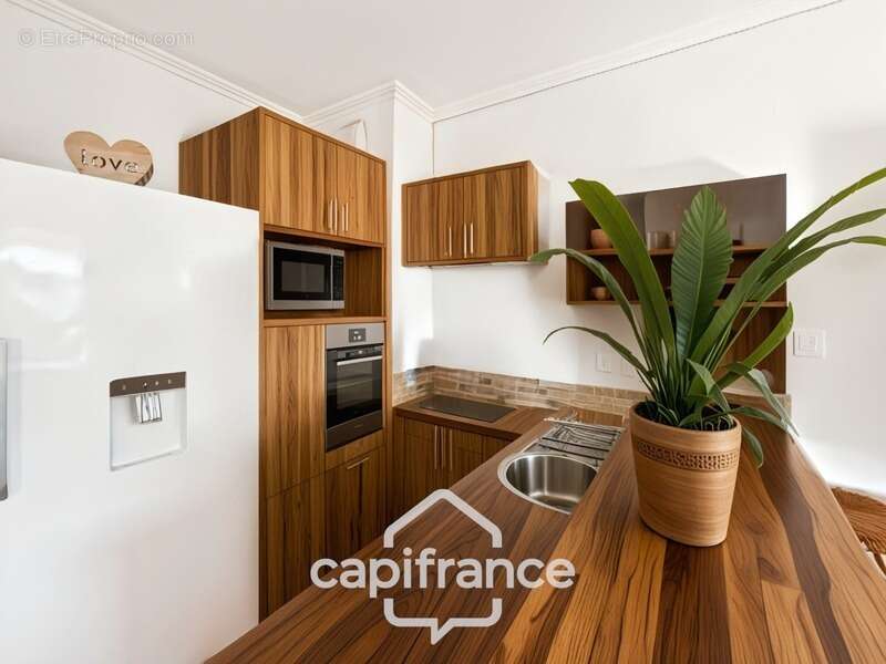 Appartement à MALLEMORT