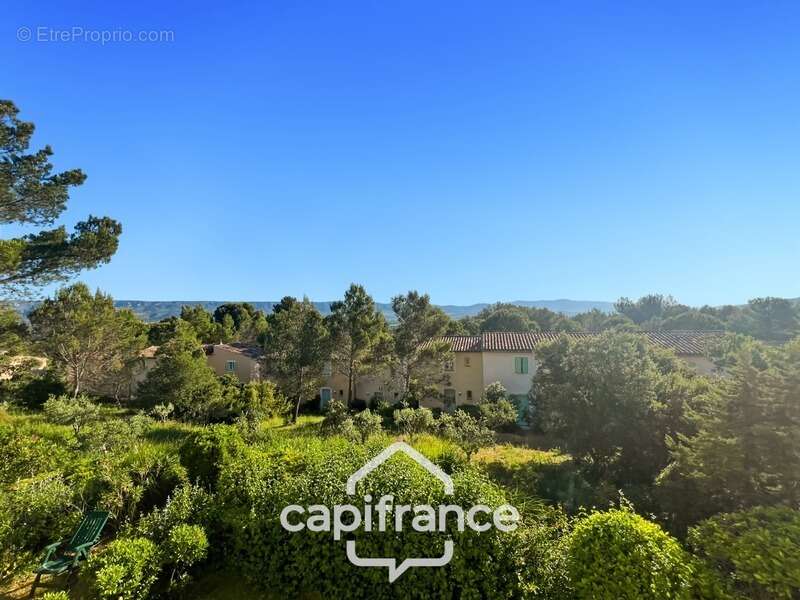 Appartement à MALLEMORT