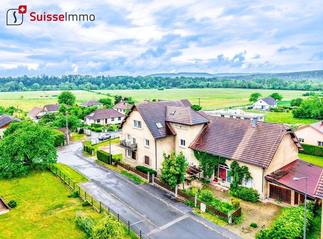 Maison à L'ISLE-SUR-LE-DOUBS