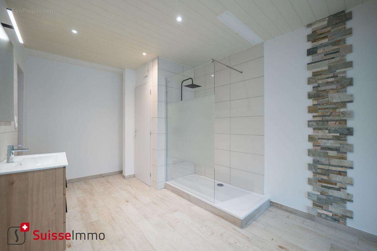 Maison à L'ISLE-SUR-LE-DOUBS