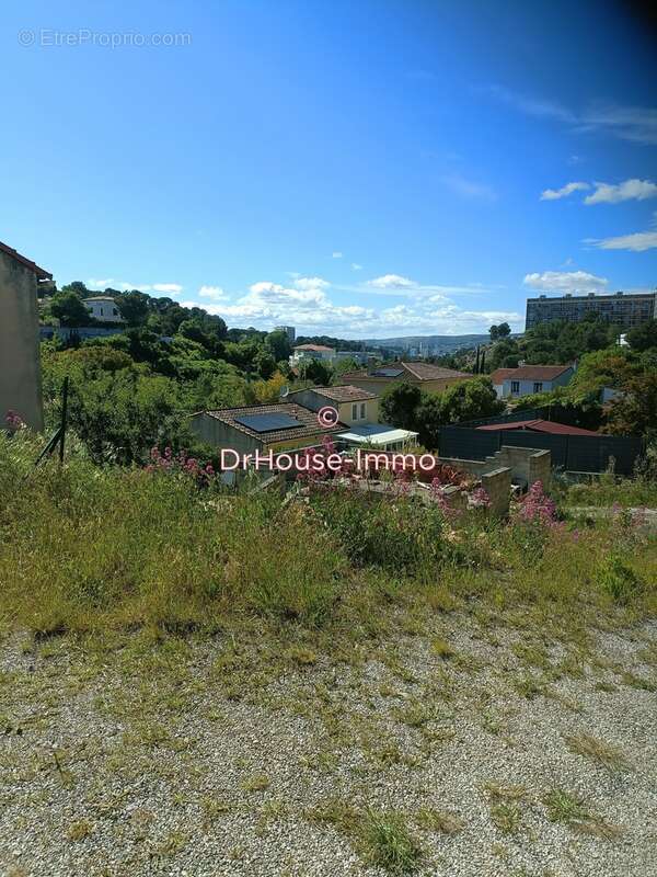 Terrain à MARSEILLE-13E