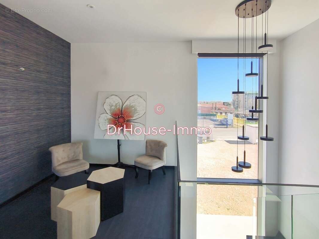 Maison à SAINT-LAURENT-SUR-SAONE