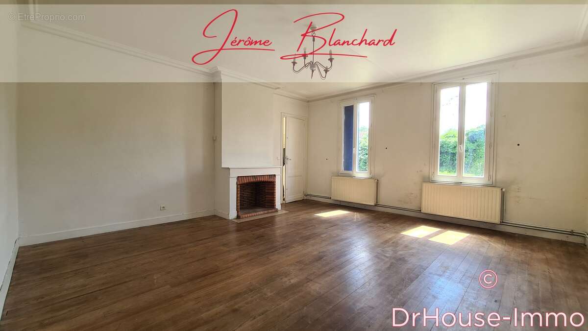 Maison à AMBARES-ET-LAGRAVE