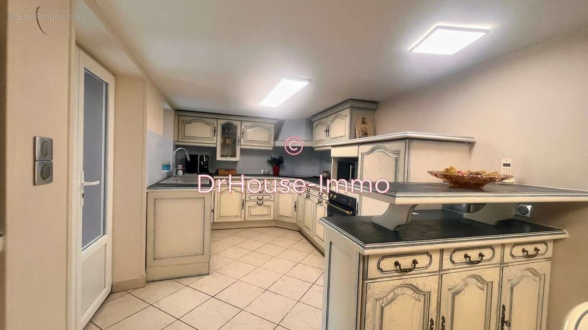 Maison à LA HAYE-DU-PUITS