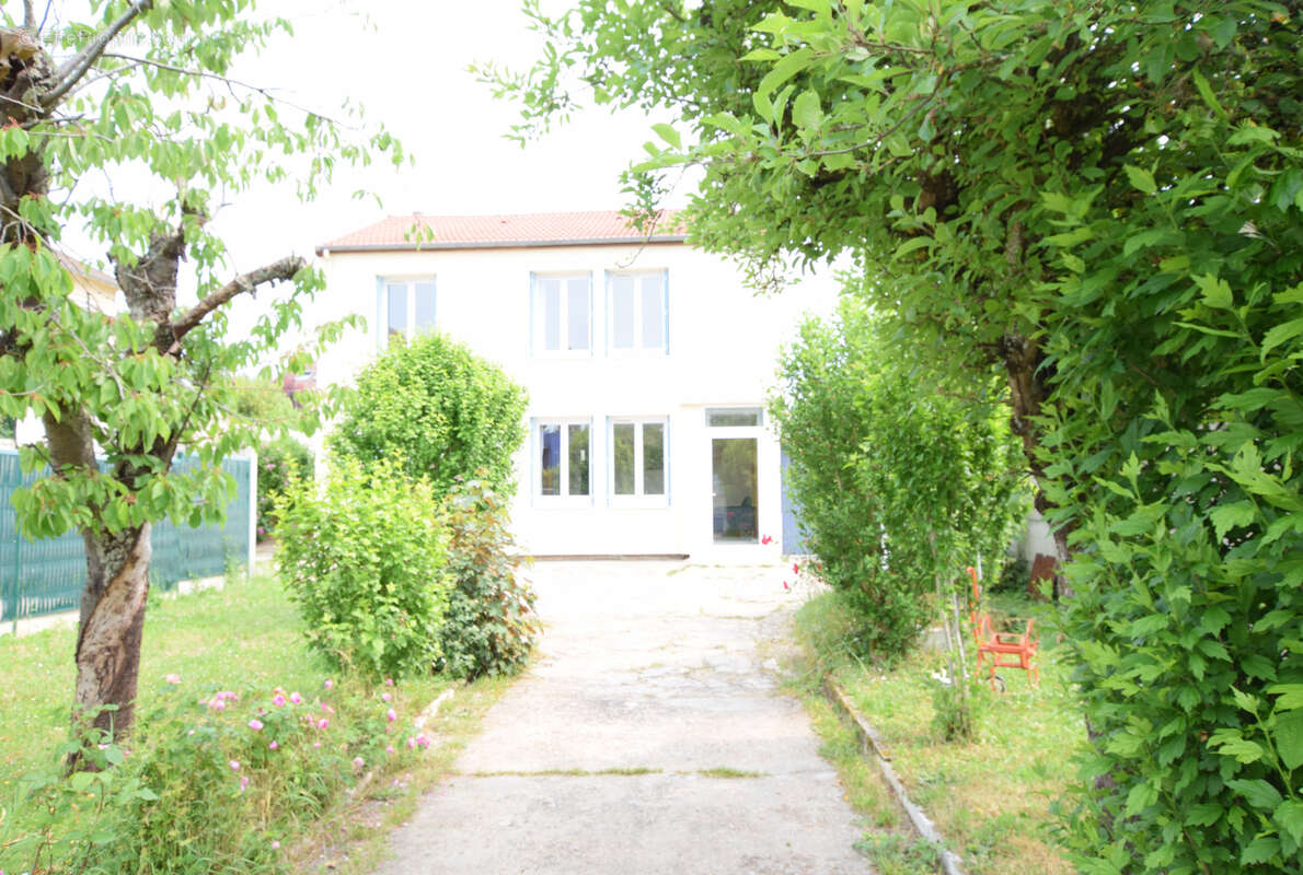 Maison à RAMBOUILLET