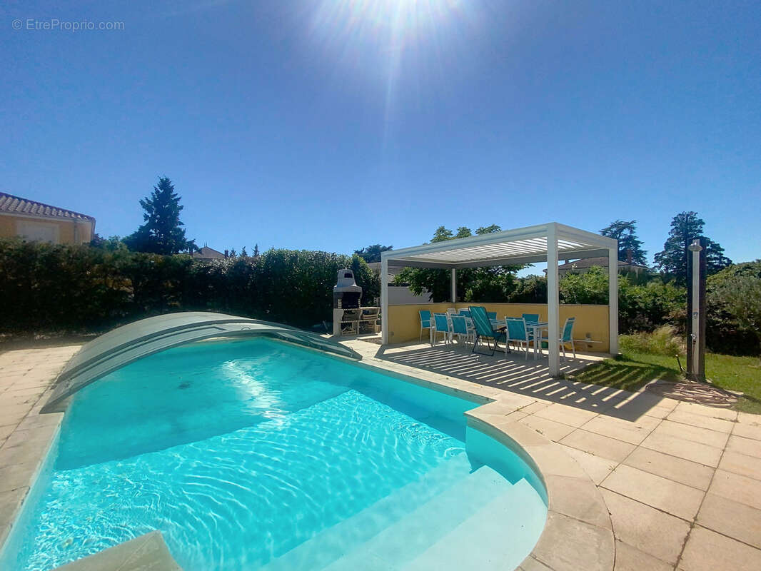 Maison à MONTMERLE-SUR-SAONE