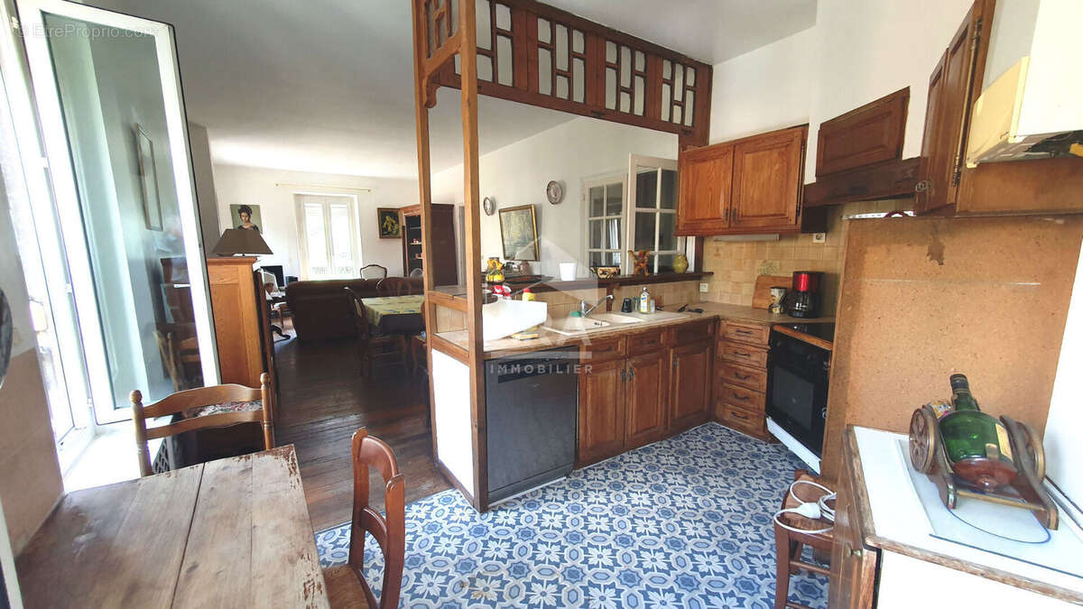 Appartement à SAINT-MAUR-DES-FOSSES