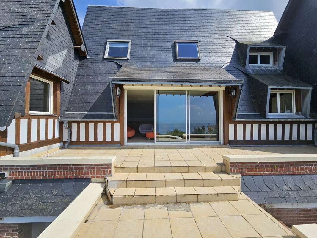 Maison à VILLERVILLE