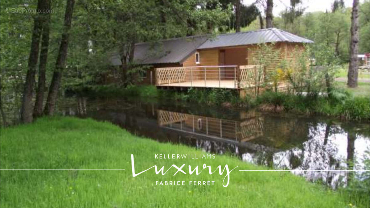 Maison à SAINT-SAUVES-D&#039;AUVERGNE