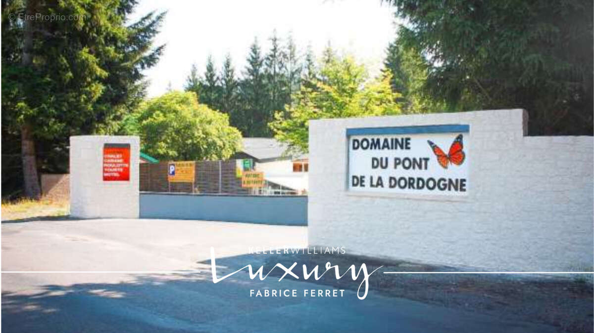 Maison à SAINT-SAUVES-D&#039;AUVERGNE