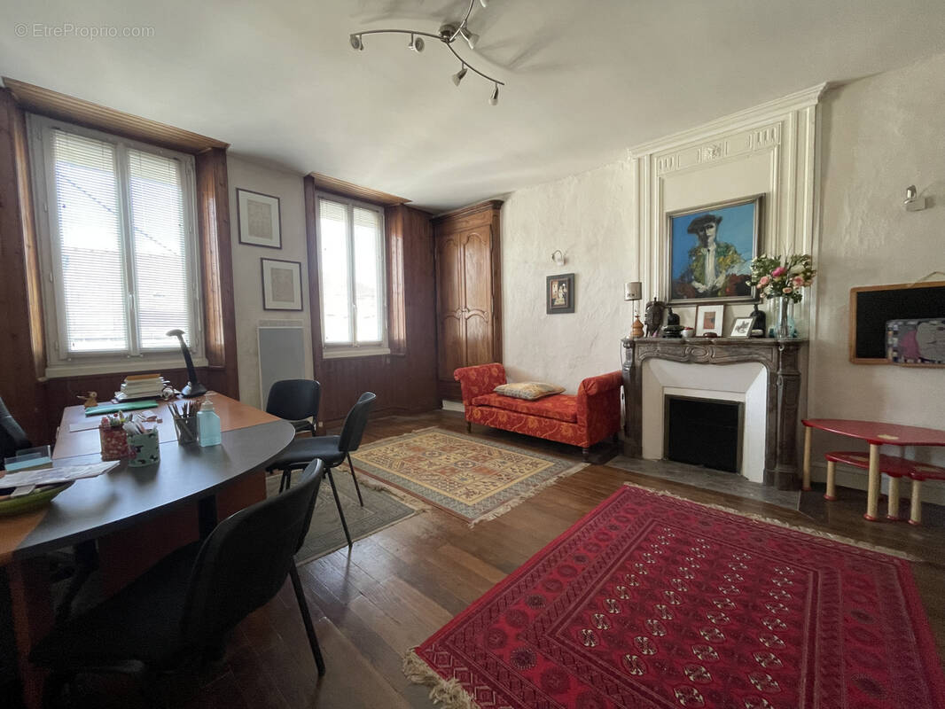 Appartement à SAINT-GEREON