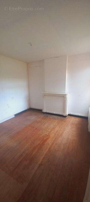 Maison à BRUAY-LA-BUISSIERE