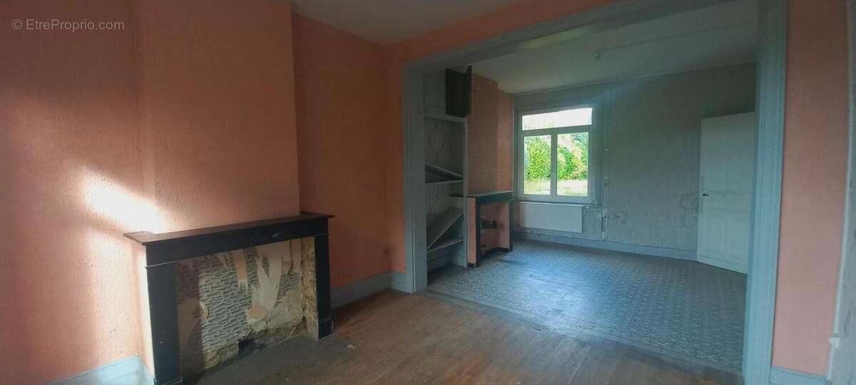 Maison à BRUAY-LA-BUISSIERE