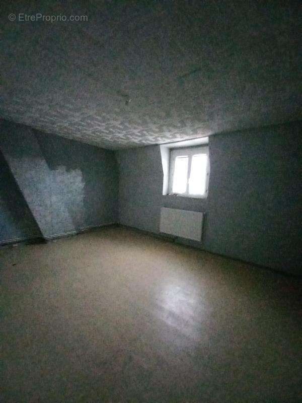 Maison à MONTIGNY-EN-GOHELLE