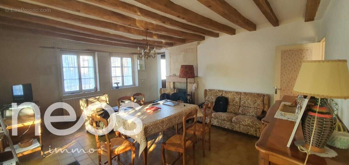 Maison à MAZIERES-DE-TOURAINE