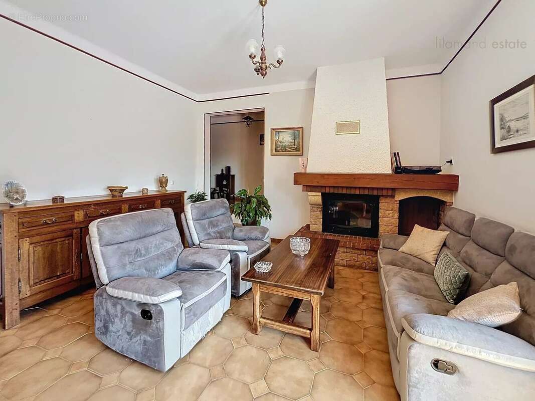 Maison à SARROLA-CARCOPINO