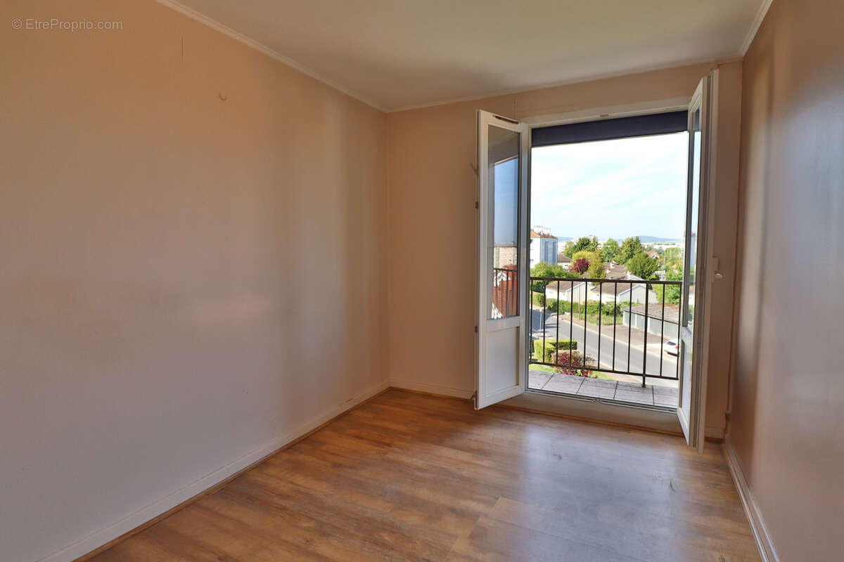 Appartement à LA CHAPELLE-SAINT-LUC