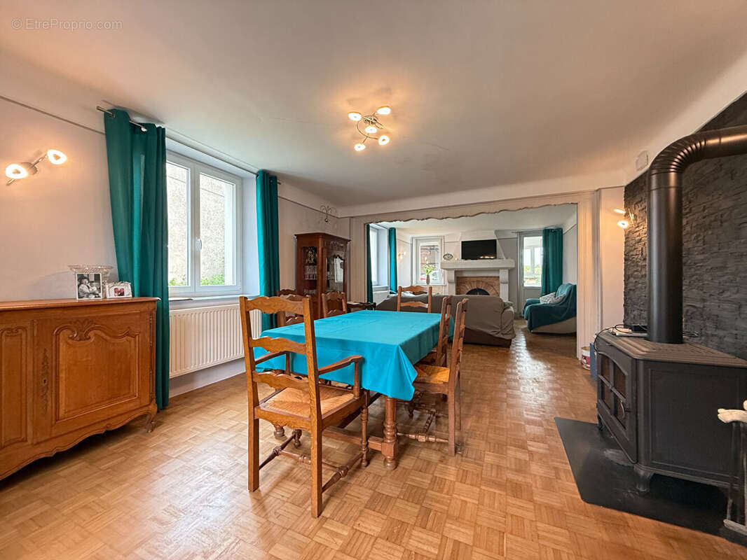 Maison à SAINT-FIRMIN