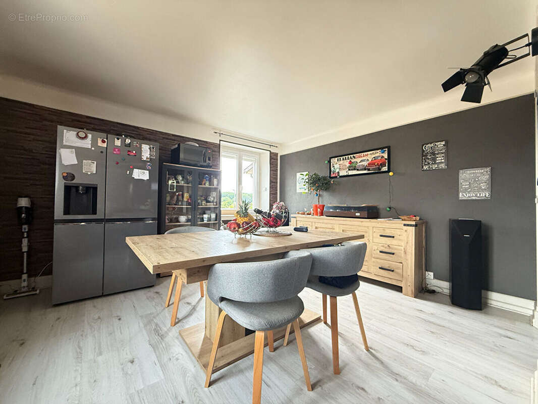 Maison à SAINT-FIRMIN