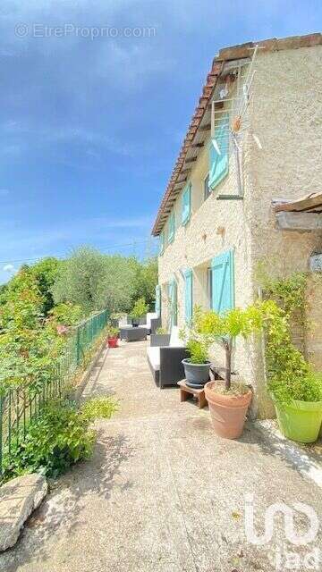 Photo 2 - Maison à SAINT-CEZAIRE-SUR-SIAGNE