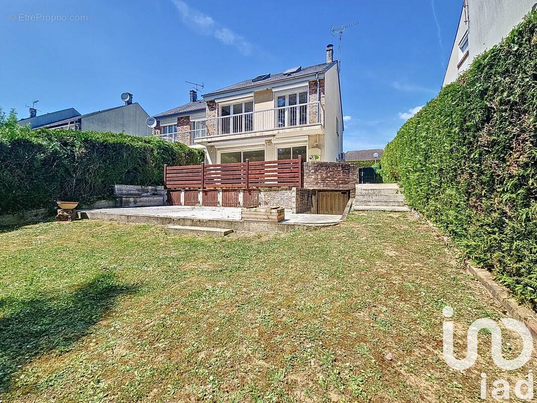 Photo 1 - Maison à MALESHERBES