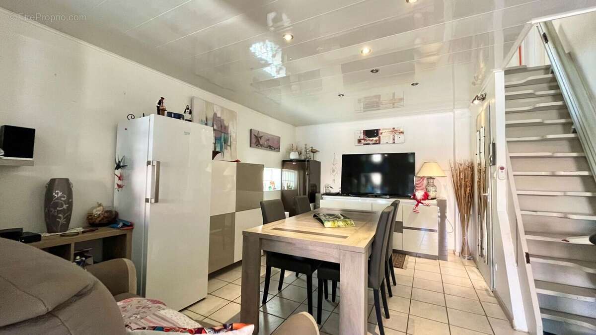 Maison à FRONTIGNAN