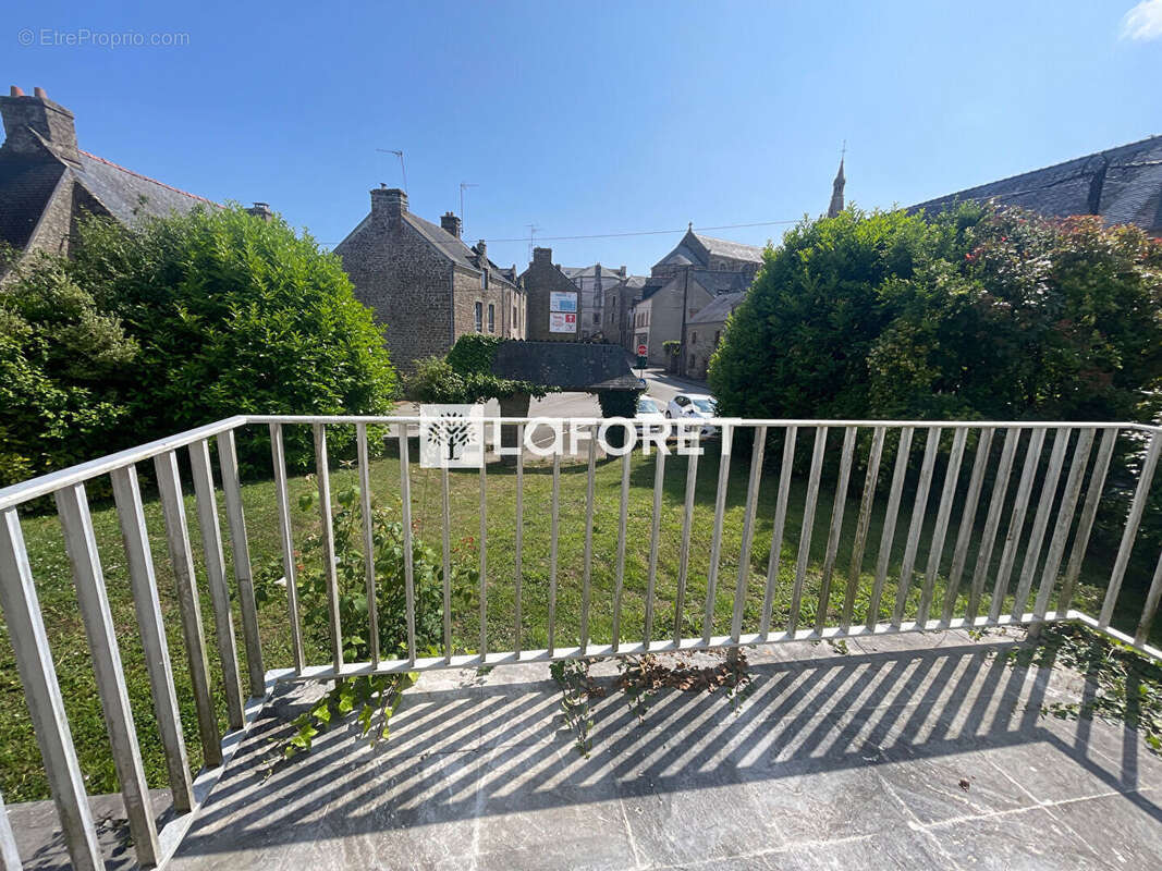 Appartement à PEAULE