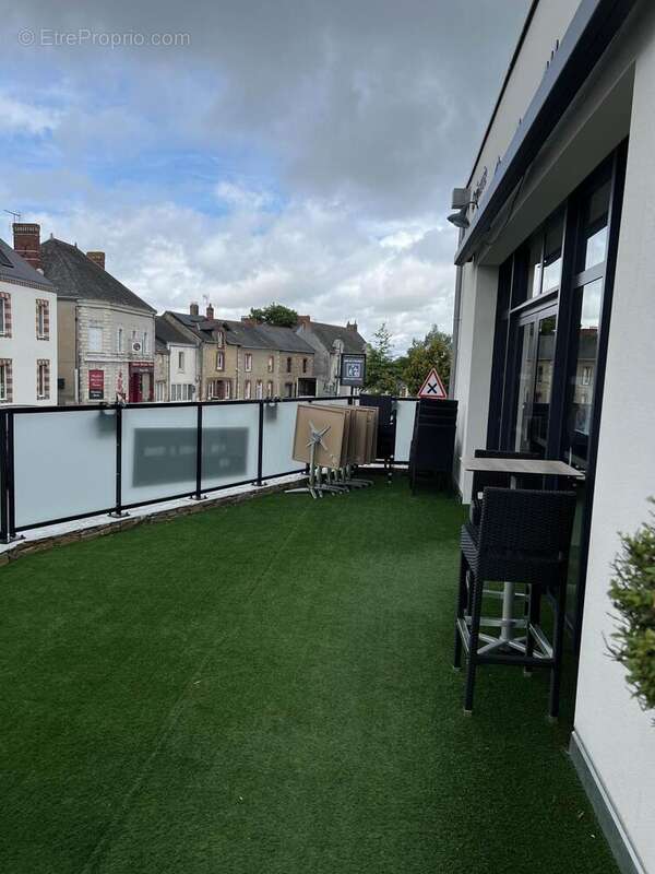 Photo 2 - Commerce à SAINT-MARS-DU-DESERT