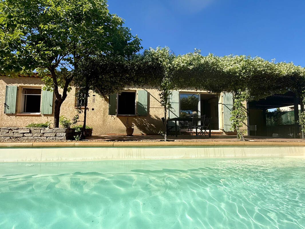 Maison à SAINT-MAXIMIN-LA-SAINTE-BAUME