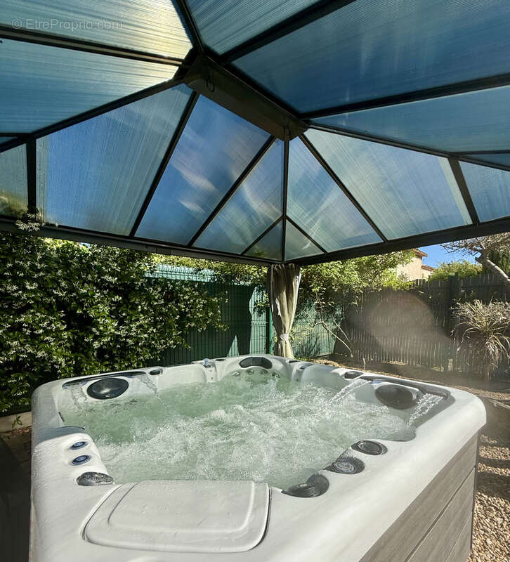 Maison à SAINT-MAXIMIN-LA-SAINTE-BAUME