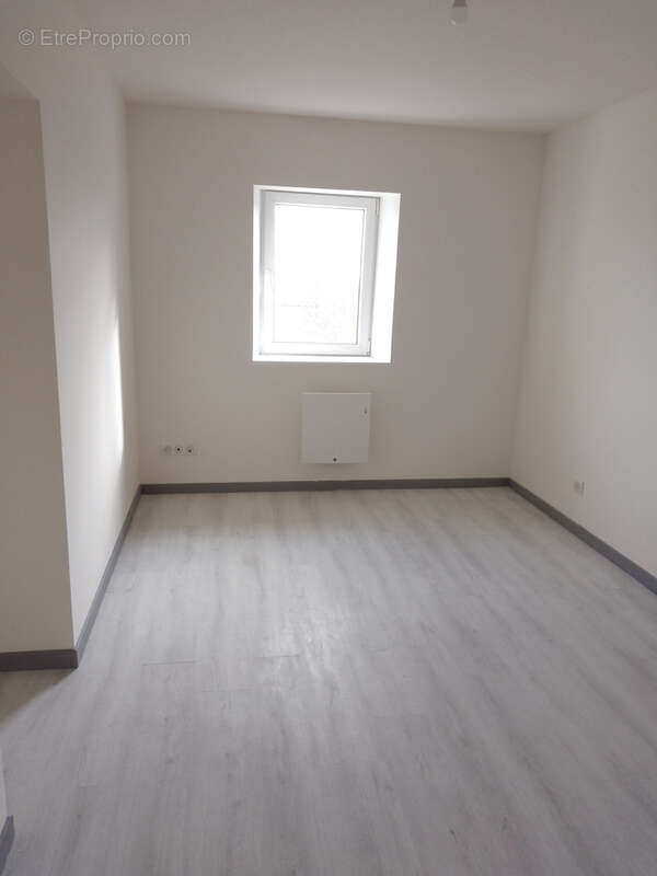 Maison à SAINTE-SEVERE