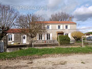 Maison à SAINTE-SEVERE