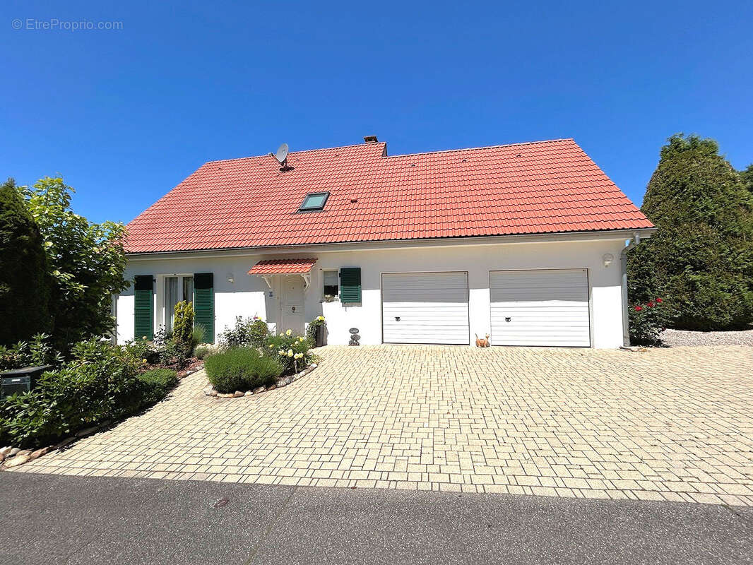 Maison à ROPPENTZWILLER