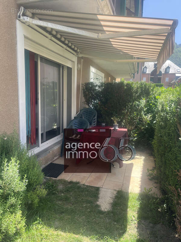 Appartement à ESQUIEZE-SERE