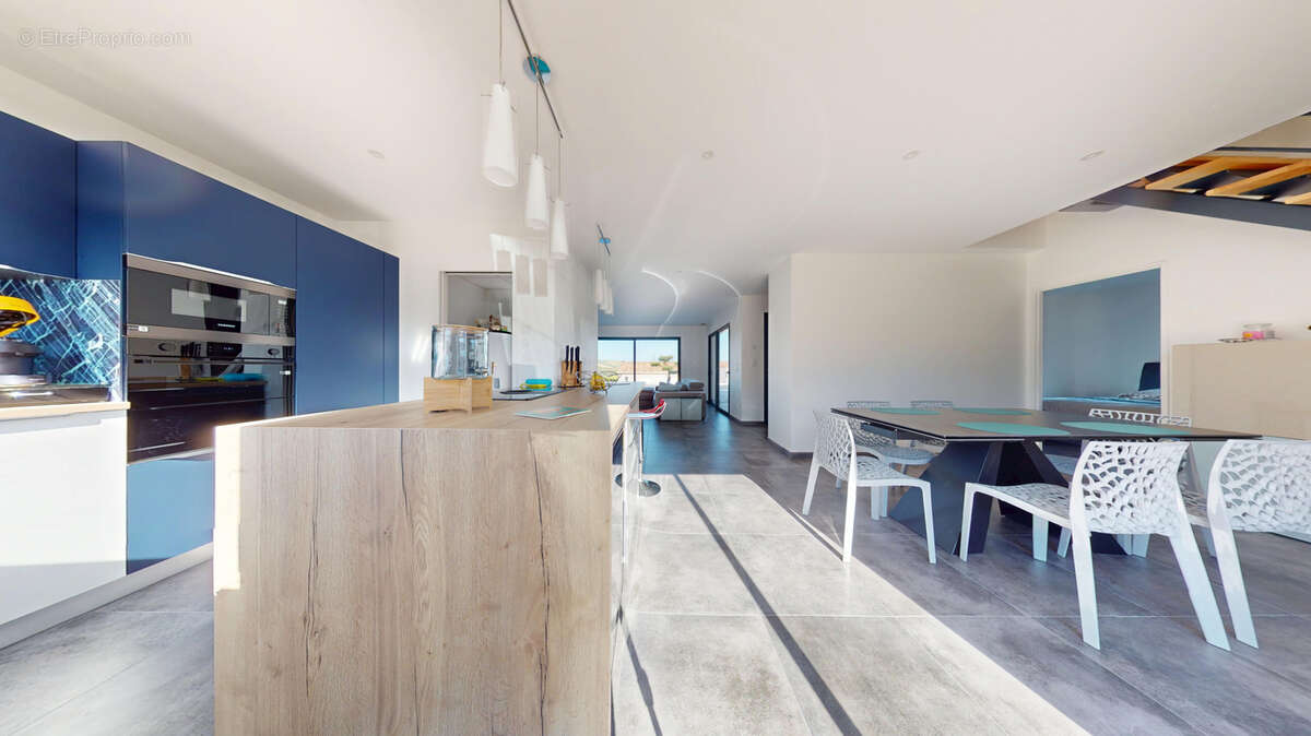 Maison à LEZAT-SUR-LEZE