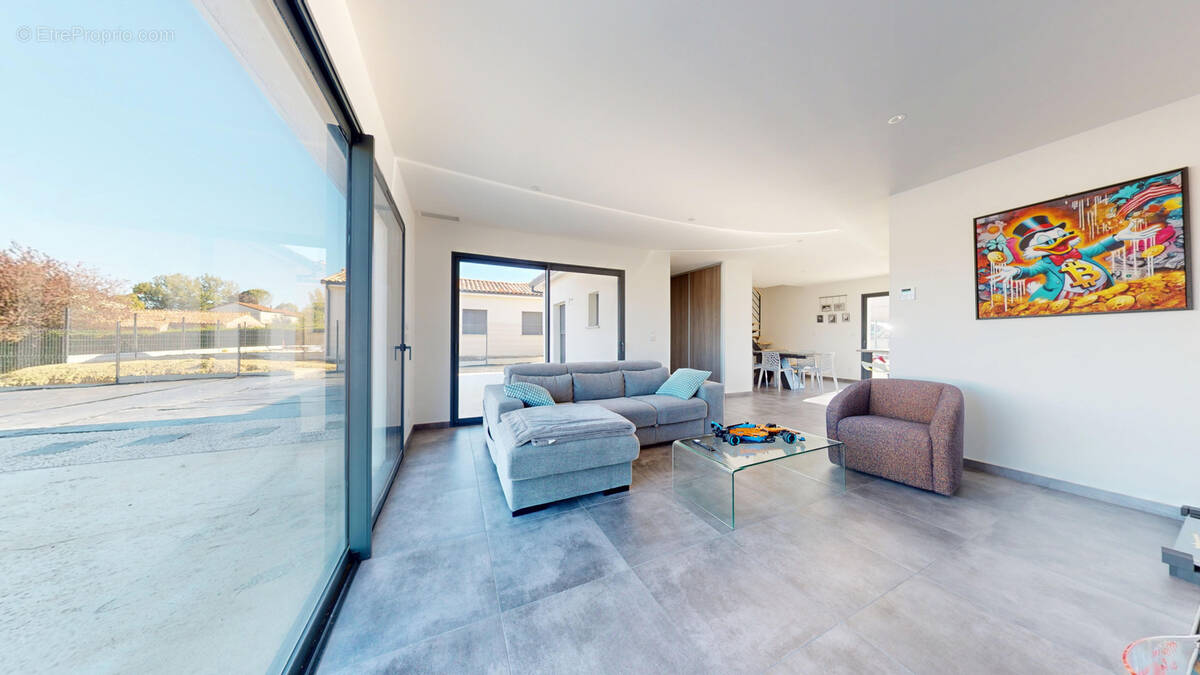 Maison à LEZAT-SUR-LEZE