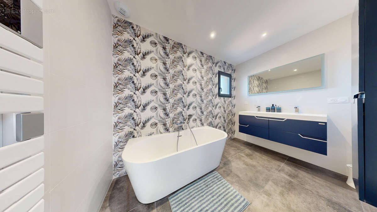 Maison à LEZAT-SUR-LEZE