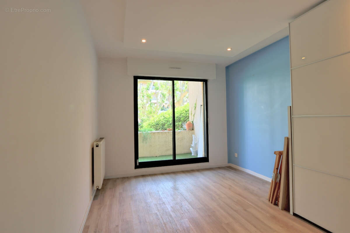 Appartement à HYERES