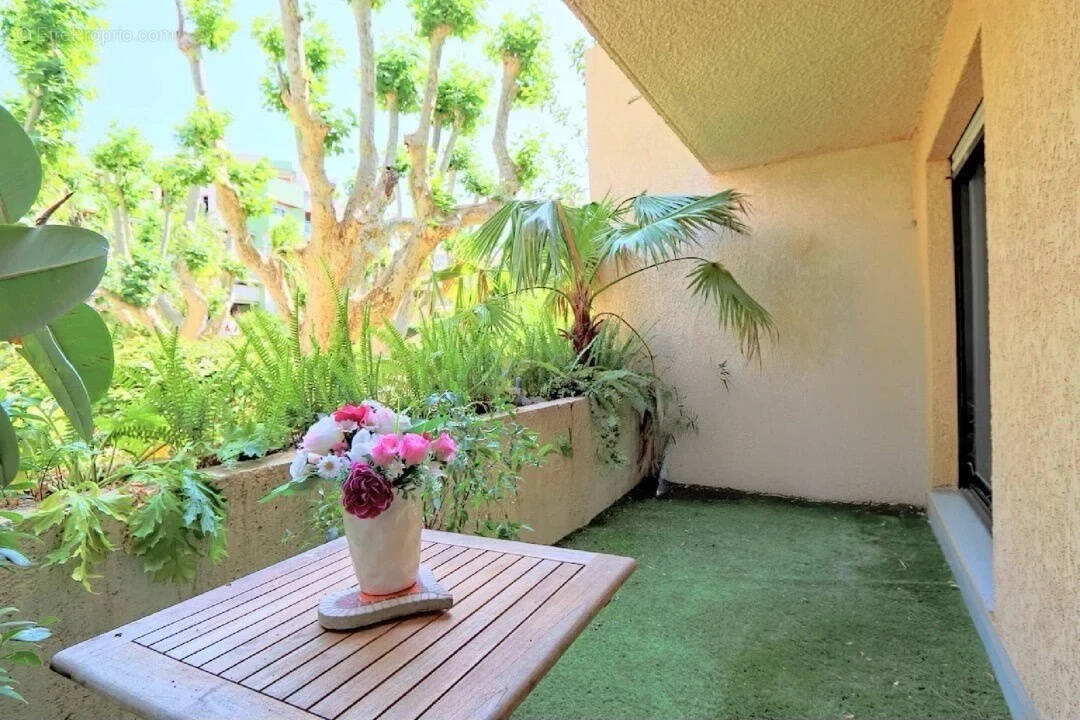 Appartement à HYERES